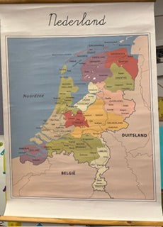 Klassikale kaart Nederland 50 x 70 cm op stokken en ophangkoord