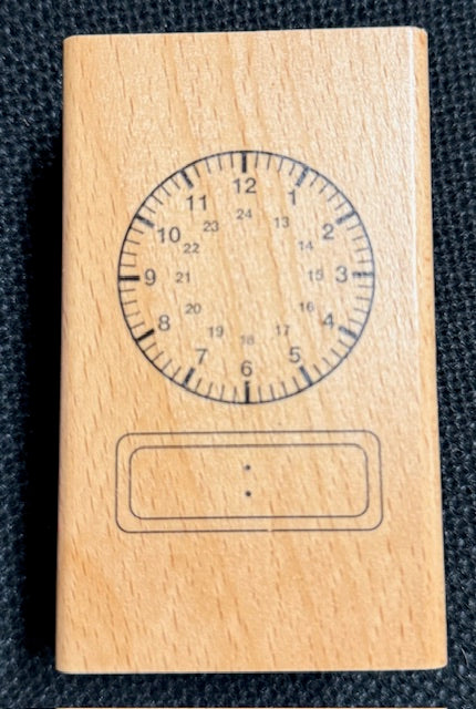 Klokstempel analoog en digitaal nieuw in blauwe doos