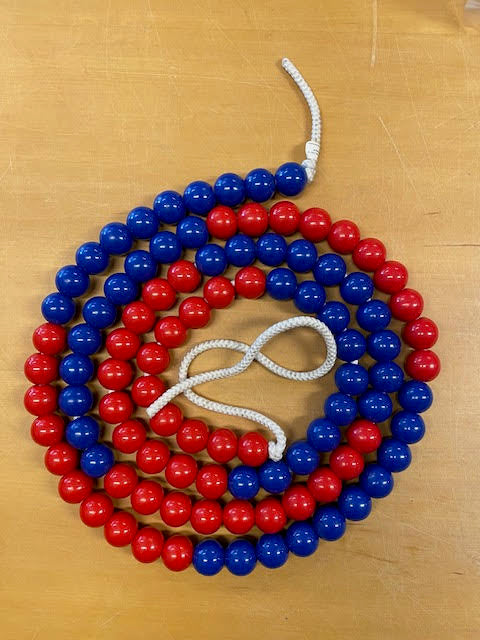 Klassikale Rekenketting 100 kralen rood/blauw