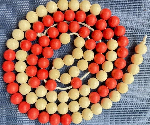 Klassikale Rekenketting 100 kralen rood/wit Hout 2m
