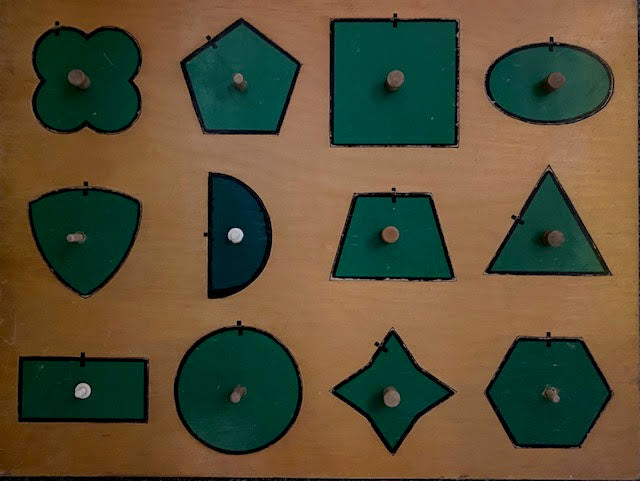 Montessori Geometrische figuren in legbord